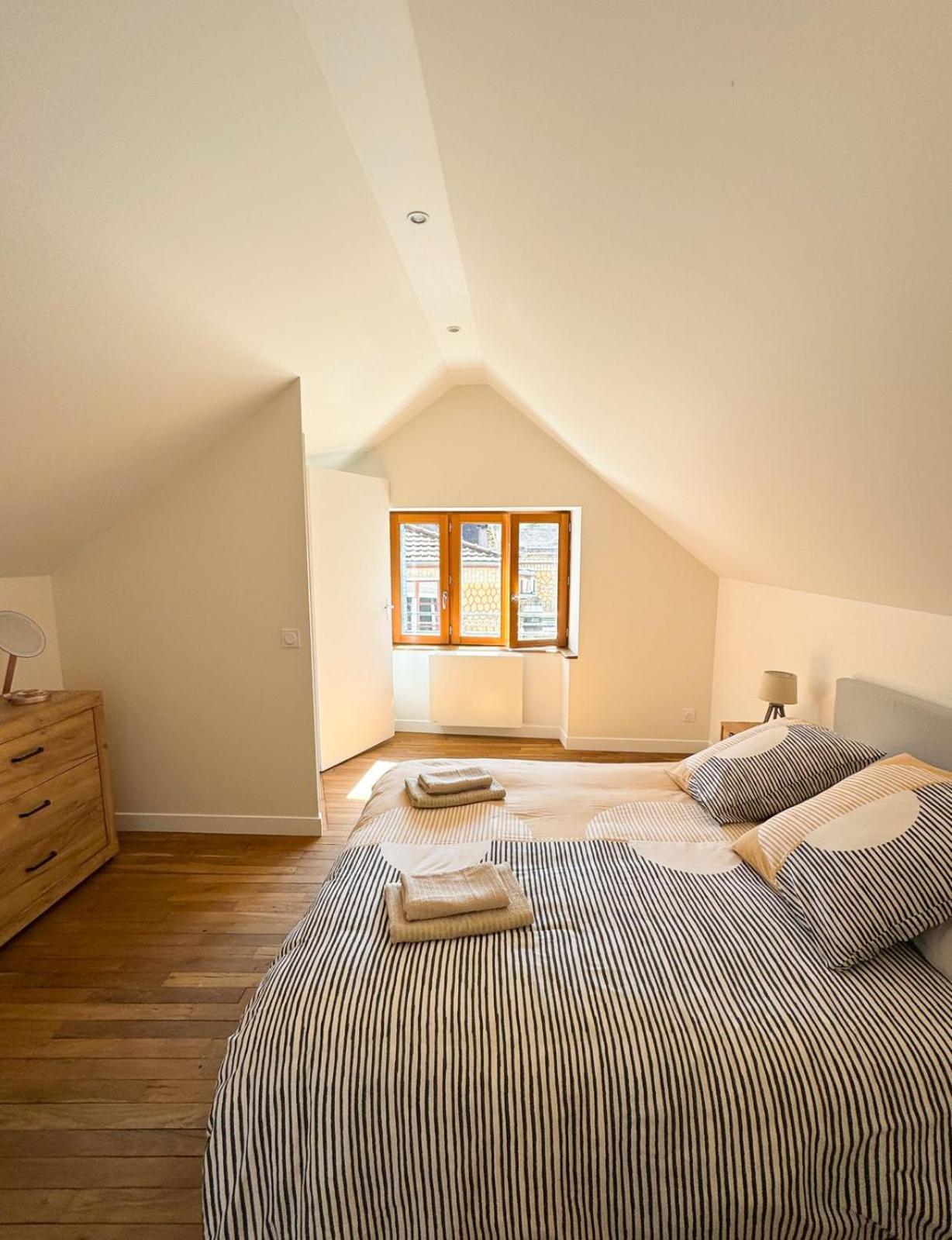 La Petite Maison Noyers-sur-Serein Extérieur photo